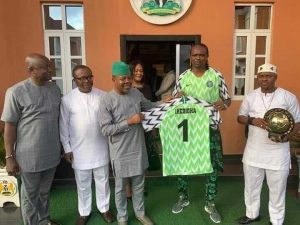 Kanu Nwankwo Becomes Governor Ihedioha’s Special Assistant On Sports  