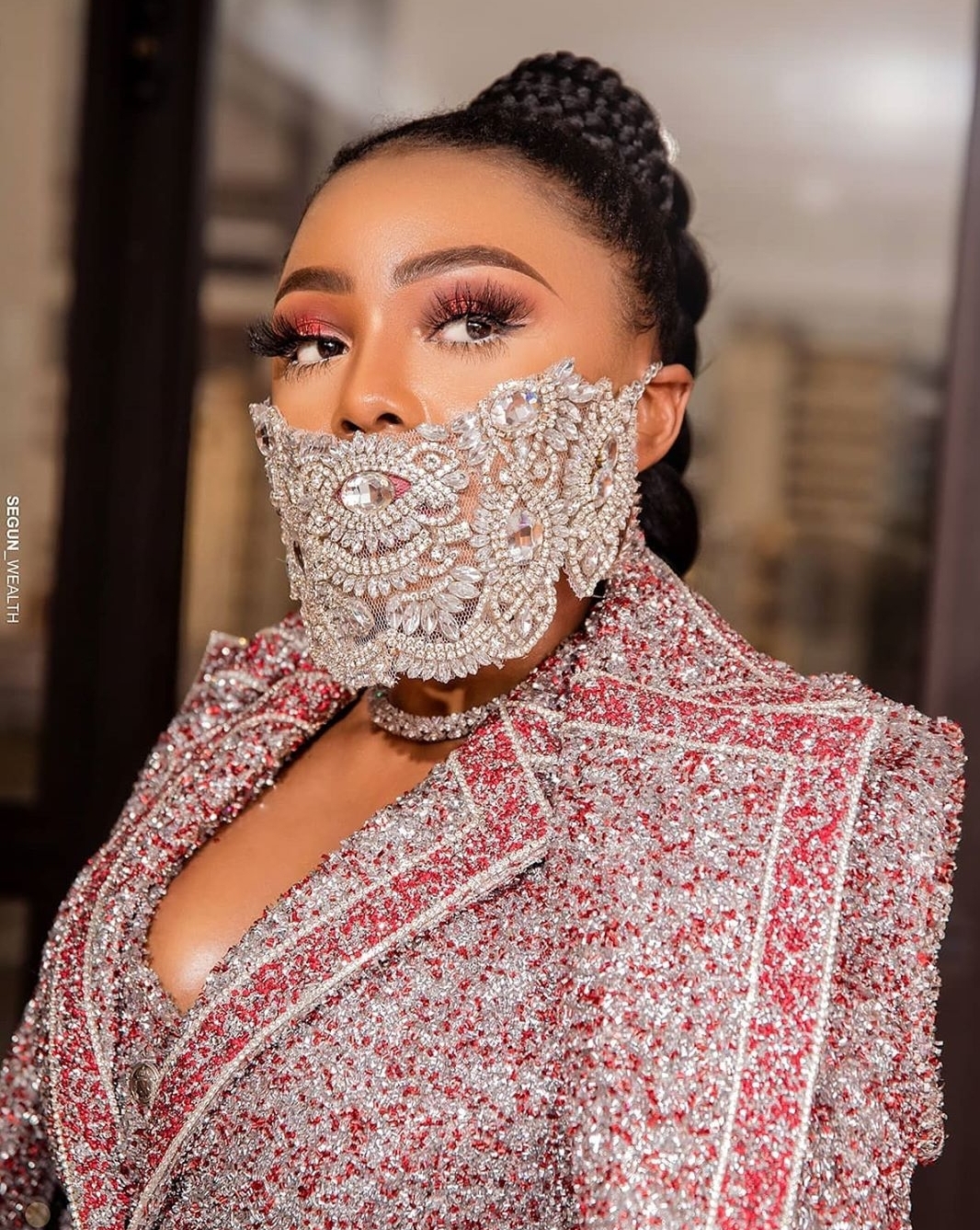 #AMVCA7: Ifu Ennada Rubbishes Followers For Shaming Her Outfit [PHOTOS]  