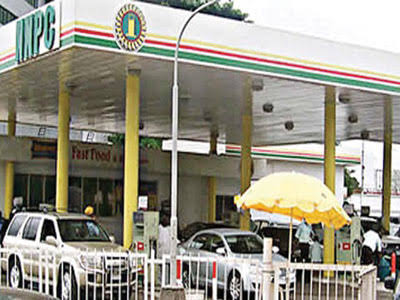 JUST IN: FG Reduces Fuel Price To N125 Per Litre  