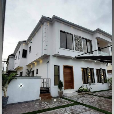 Naira Marley Acquires Mansion In Lagos [PHOTO]  
