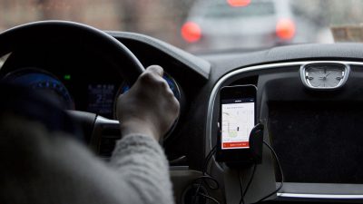 Uber: Nigerians Weigh In On Lagos State Government’s Strict Regulations On Ride-Hailing Companies  