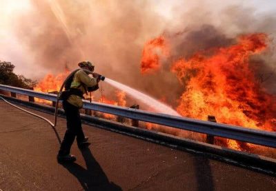 Firefighters Battle Inferno In Southern California  