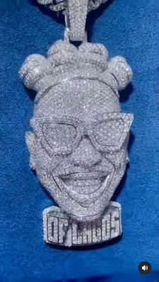 Mayorkun Flaunts His N14m Diamond Customized Pendant By Icebox  