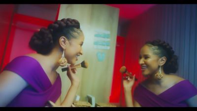 Adesua 'Susu' Etomi-Wellington Dazzles In "So Natural" Music Video  