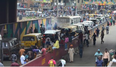 Lagos Govt Orders Squatters, Traders To Vacate All Bridges In The State  