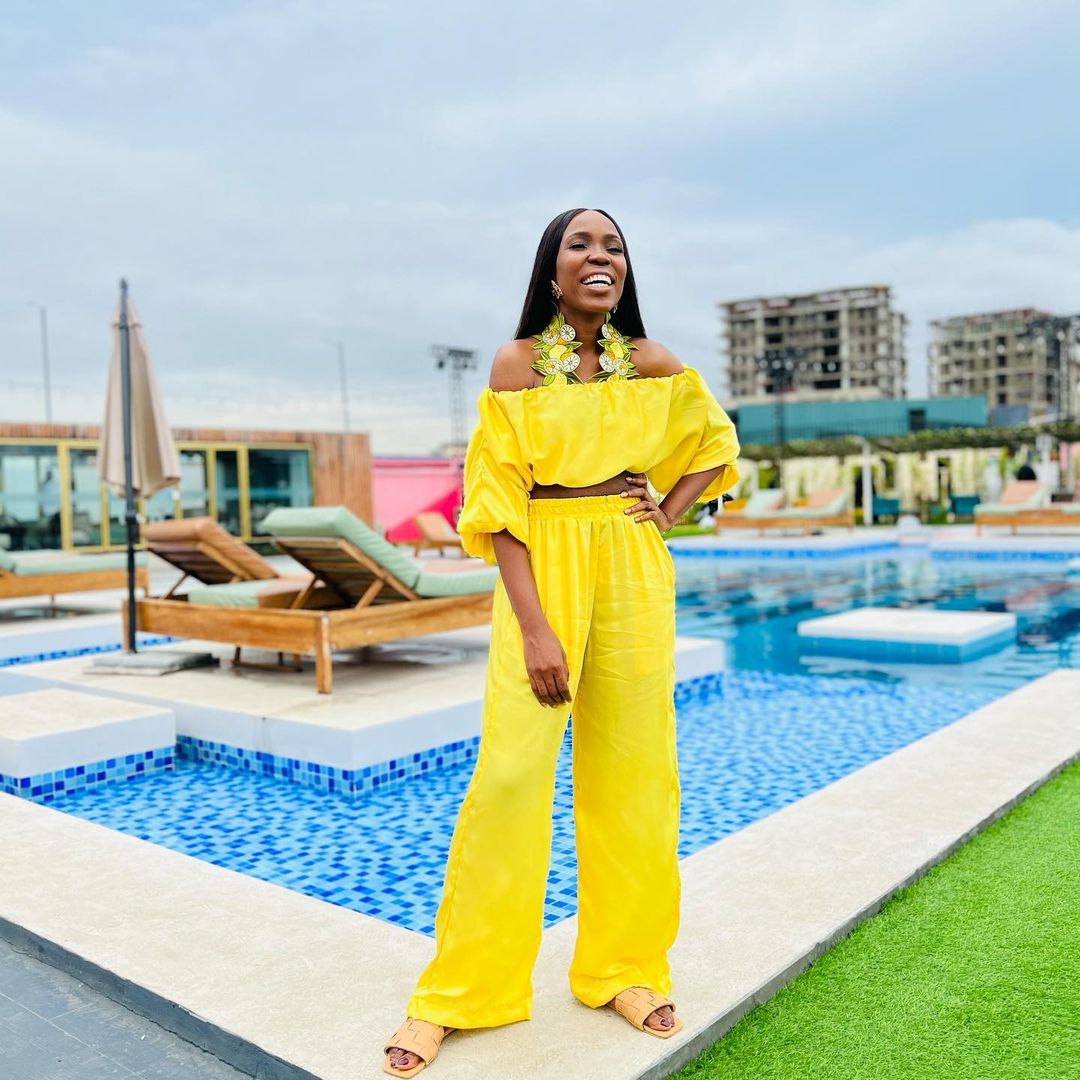 Lala Akindoju Tackles Sanwo-Olu Over Approval Of Petrol Stations In Residential Area  
