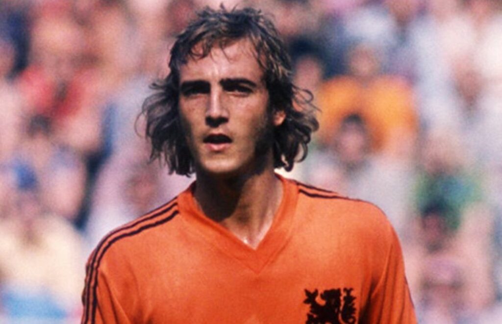 Dutch Football Legend Johan Neeskens Dies at 73  