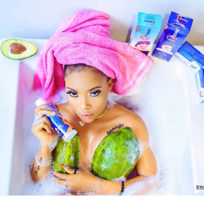 Temitope Solaja: Nollywood Yoruba Actress Covers Bosom With Only Pawpaw Peels In Advert Post  