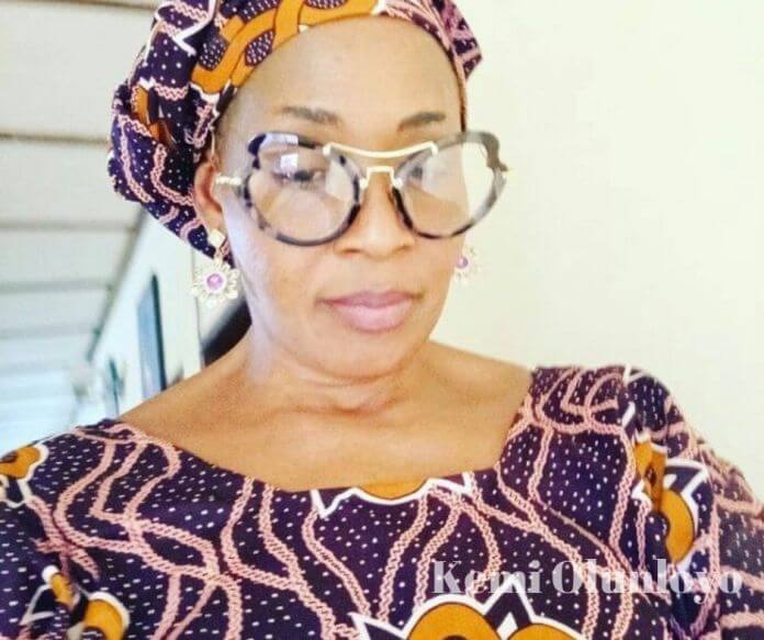 #BBNaija: Kemi Olunloyo's Offensive Message To Tacha's Fans  