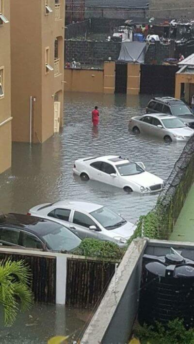 Lekki Residents Trapped In Flood; Urges FG To Intervene  