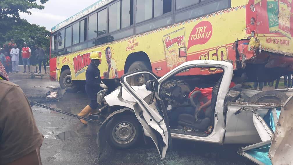Vehicles Involved In Multiple Accidents On Otedola Bridge, Lagos  
