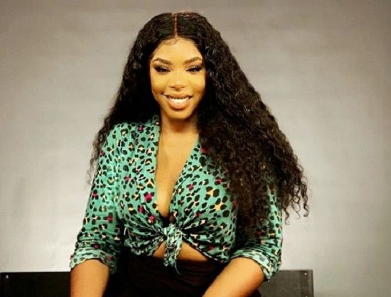 White Man Wears Slippers To His Nigerian Traditional Marriage  