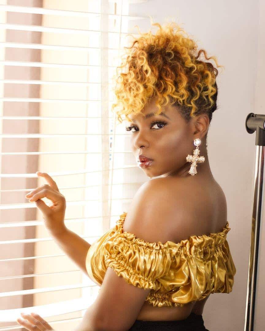 ‘Talk To Your Village People Or See A Doctor’ – Yemi Alade To Haters  