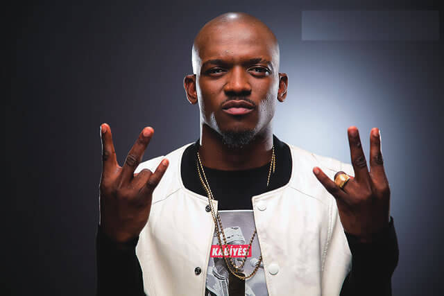 #BBNaija: Watch Kiddwaya And Wathoni Share Passionate Kiss [VIDEO]  