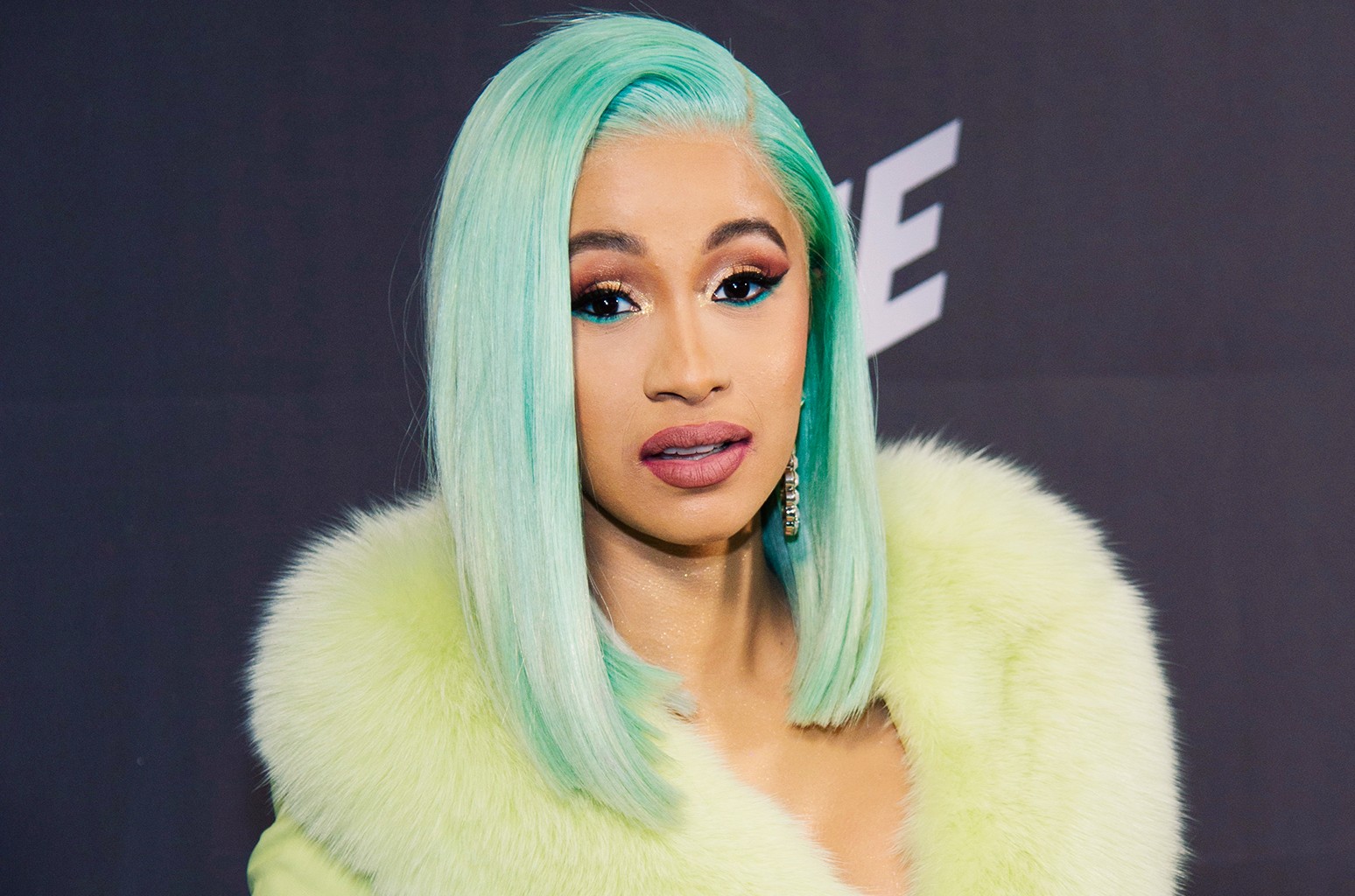 'Don't Take Him Back', Fans Urge Cardi B As She Gets Surprise Gift From Ex, Offset