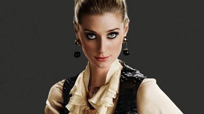 Actress Elizabeth Debicki To Portray Princess Diana In The Final Seasons For Netflix’s ‘The Crown’  