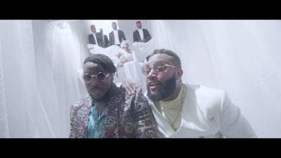 Kcee ft. Peruzzi, Okwesili Eze Group - Hold Me Tight  