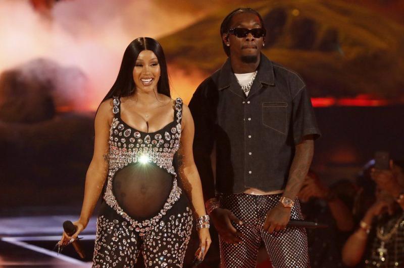 'Baby Number 2'; Cardi B Reveals Pregnancy At BET Awards