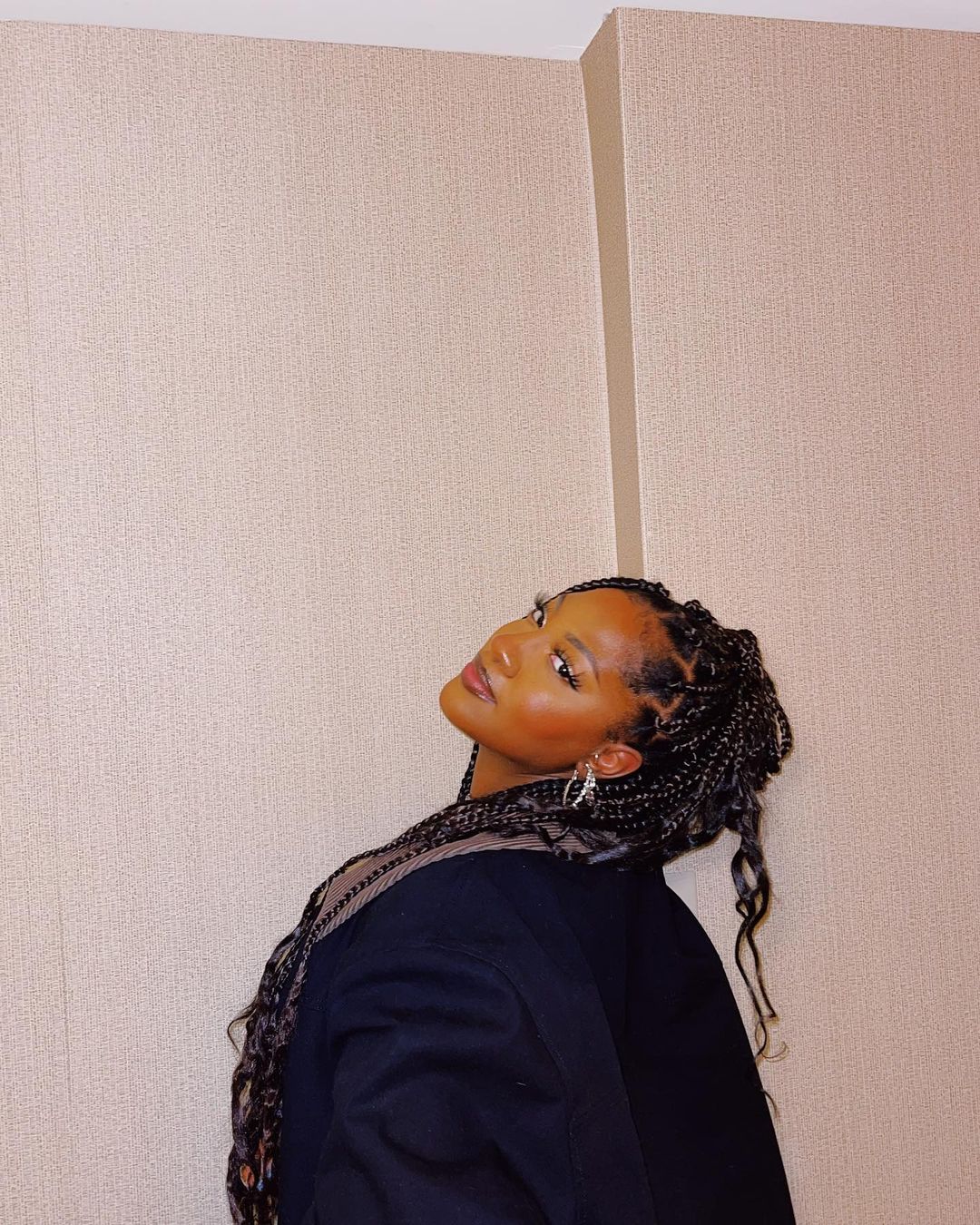 'She Was Wild', Reactions As Netizens Digs Out Tems' Old Tweets  