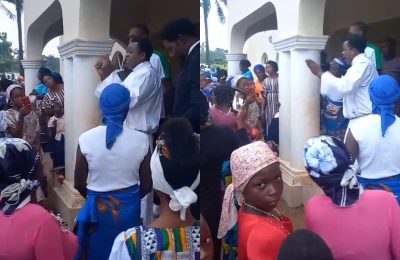 No PVC, No Entry As Church Locks Worshippers Outside [VIDEO]