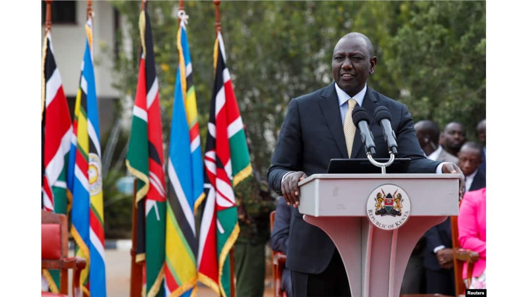 2023 Election: Atiku Meets Makinde, PDP Members In Oyo  