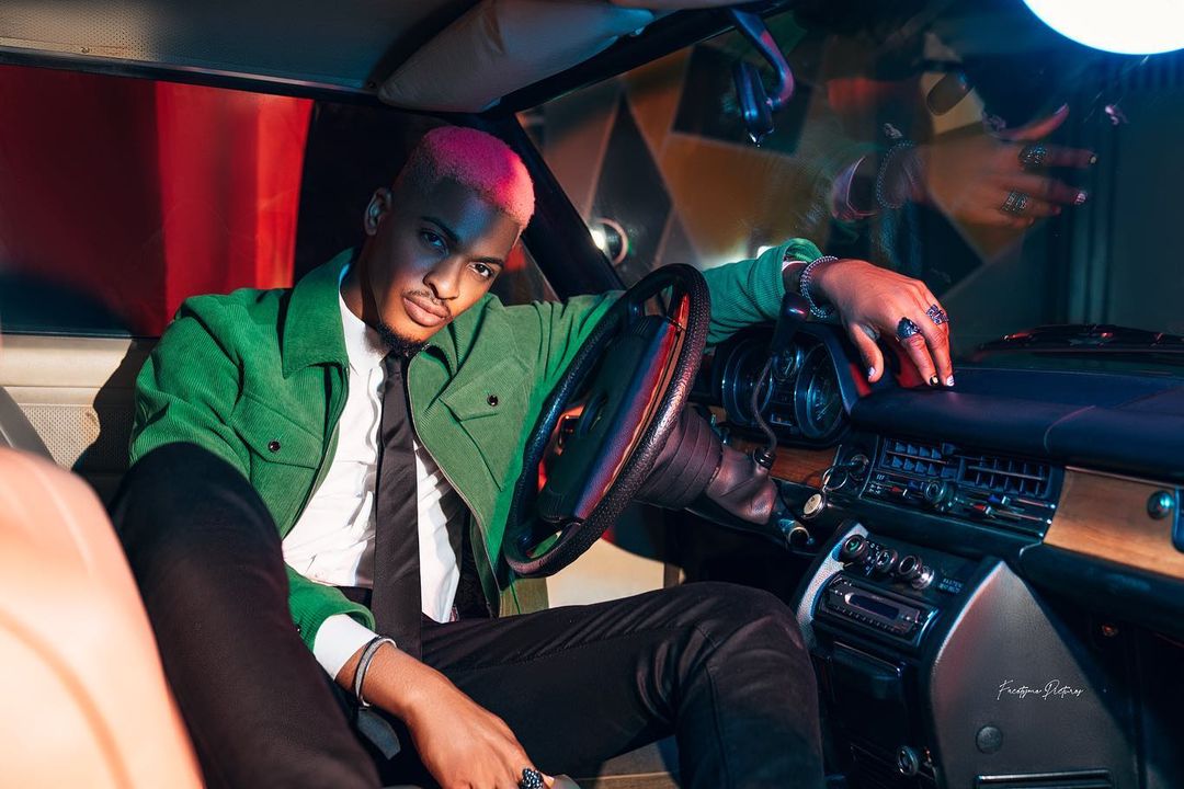 Reactions As Naira Marley, Marlian Crew Beat Up Mohbad [VIDEO]  