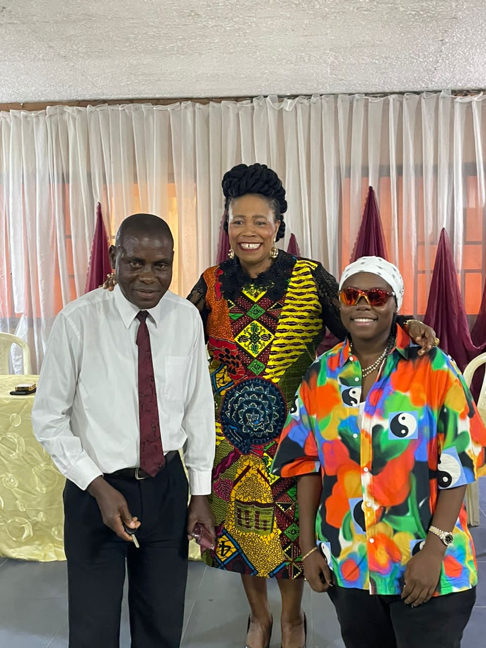 Teni Gifts Secondary School Teacher Car  