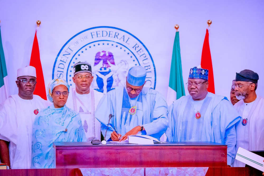 BREAKING: Buhari Signs N21.83trn 2023 Budget Into Law  