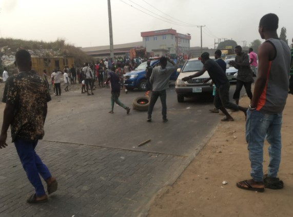 Lagos Commuters stranded As Protesters Set  Bonfire  