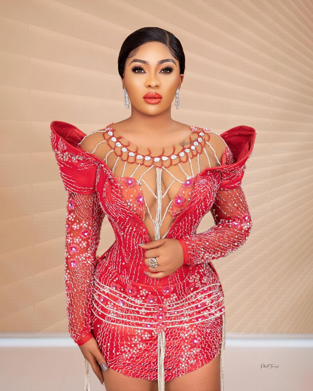 Tems Reveals Reason Behind Her Extravagant Dress To Oscars  