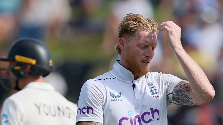 England Captain Ben Stokes Injured as New Zealand Dominate Third Test  