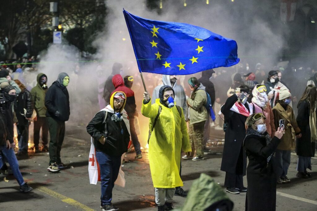 Protests Erupt Across Georgia Over Suspension of EU Accession Talks  