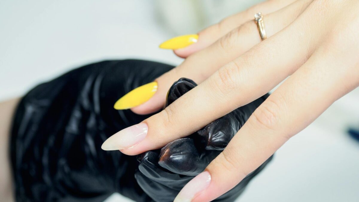 Chrome Croc Nails Are The Spring Manicure Everyone's Obsessed With  