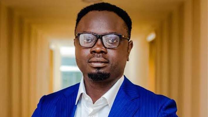 NANS backs Youth Minister Ayo Olawande against smear campaign  