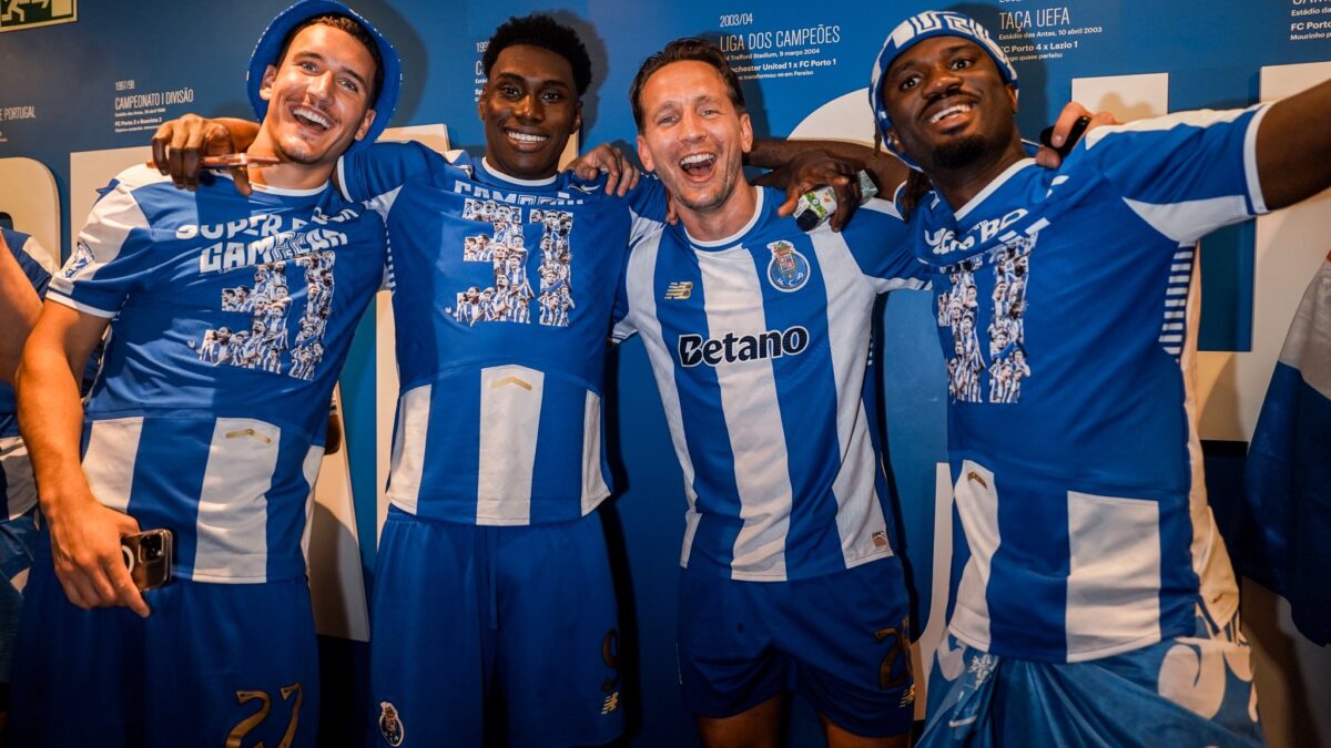 Moffi wins Portuguese league title with Porto  